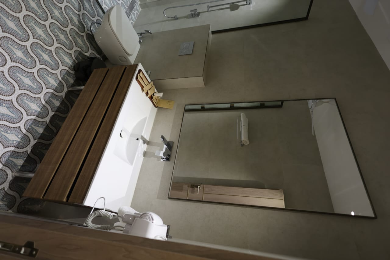 Gallery Image 15